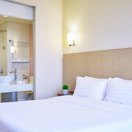 הונג קונג Hotel Cozi Harbour View מראה חיצוני תמונה